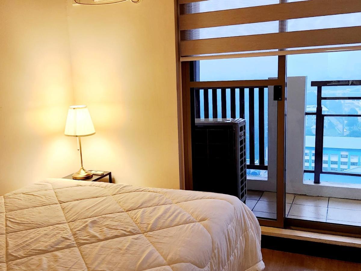 Casa Antonio At Fairway Terraces Family Penthouse 2Br Wi-Fi Nr Golf, Airport, Fort Bgc Μανίλα Εξωτερικό φωτογραφία