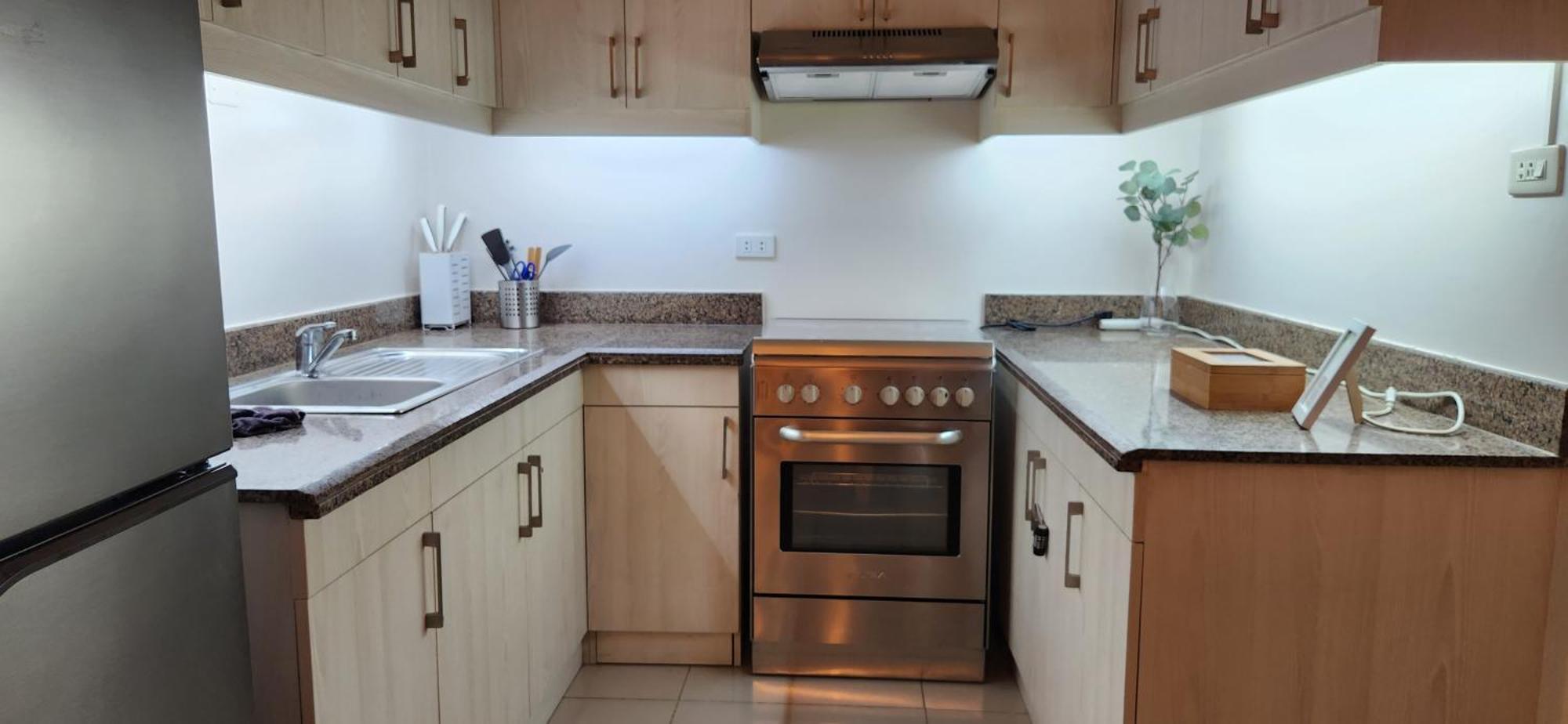 Casa Antonio At Fairway Terraces Family Penthouse 2Br Wi-Fi Nr Golf, Airport, Fort Bgc Μανίλα Εξωτερικό φωτογραφία